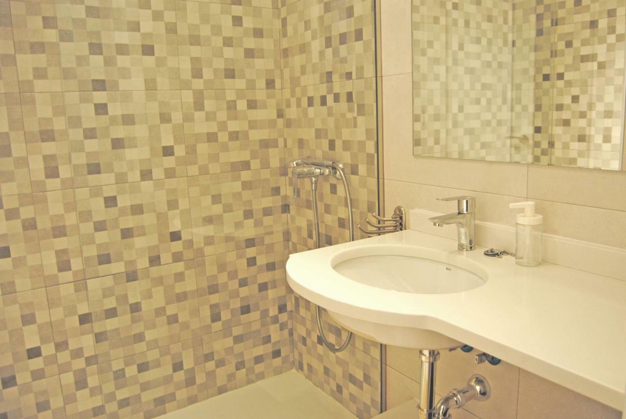 Recently Refurbished Apartment With Sea Views. Fuengirola Exteriör bild