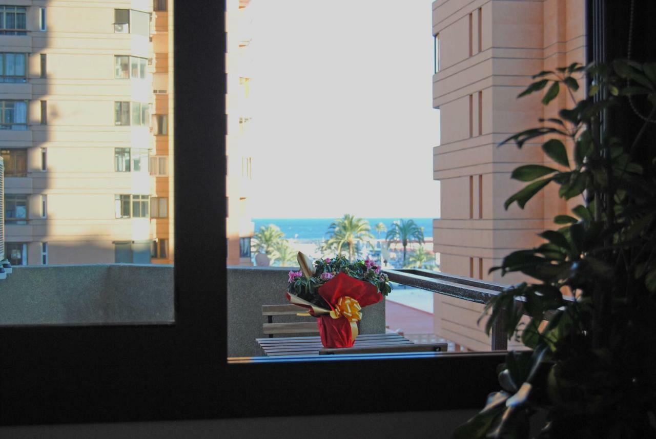 Recently Refurbished Apartment With Sea Views. Fuengirola Exteriör bild