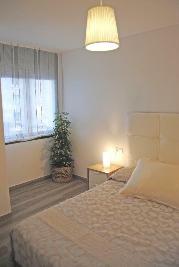 Recently Refurbished Apartment With Sea Views. Fuengirola Exteriör bild